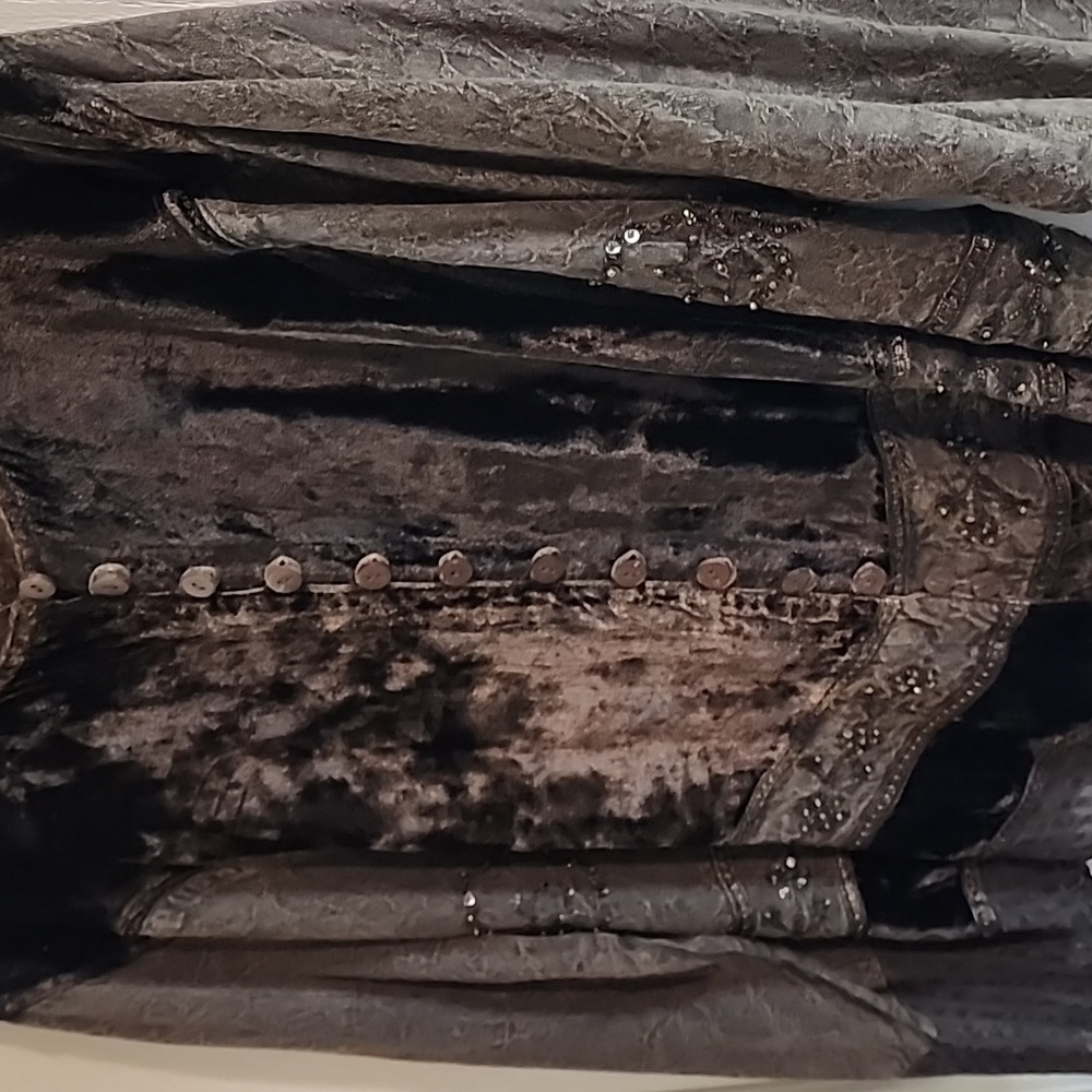 Gorgeous top - Picture 4 of 10